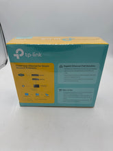 Load image into Gallery viewer, NEW - TP-LINK POE INJECTOR (TL-POE150S)

