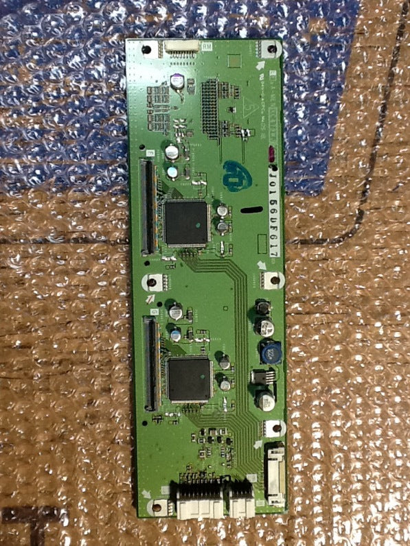 DUNTKC479UJ01 BOTTOM LCD CONTROLLER FOR A SHARP TV (LC-45GX6U)